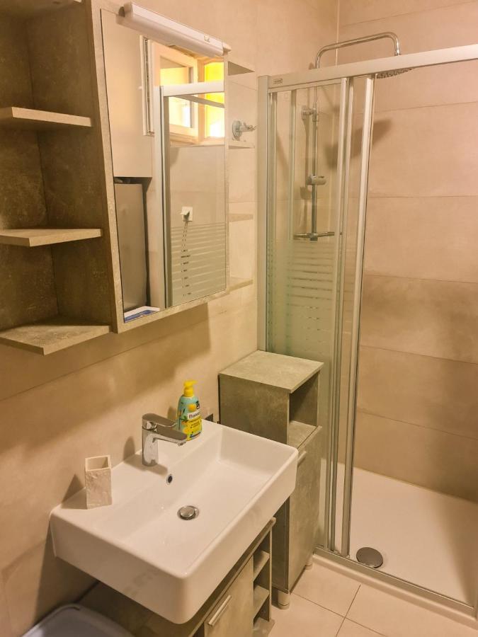 Leon Apartman Zengg Kültér fotó