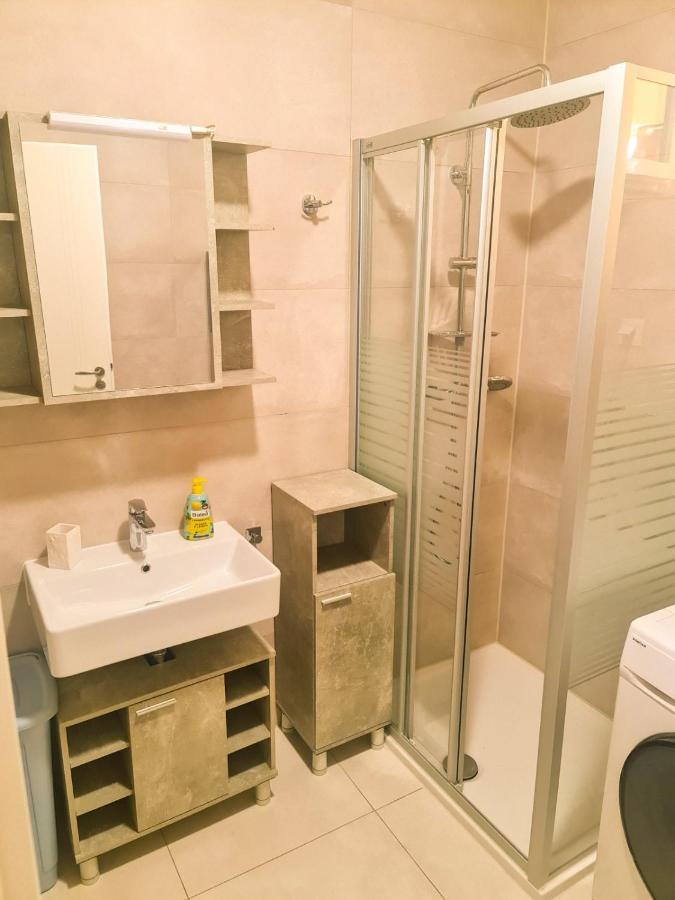 Leon Apartman Zengg Kültér fotó